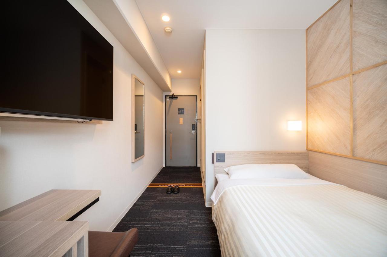 Super Hotel Кобе Екстериор снимка